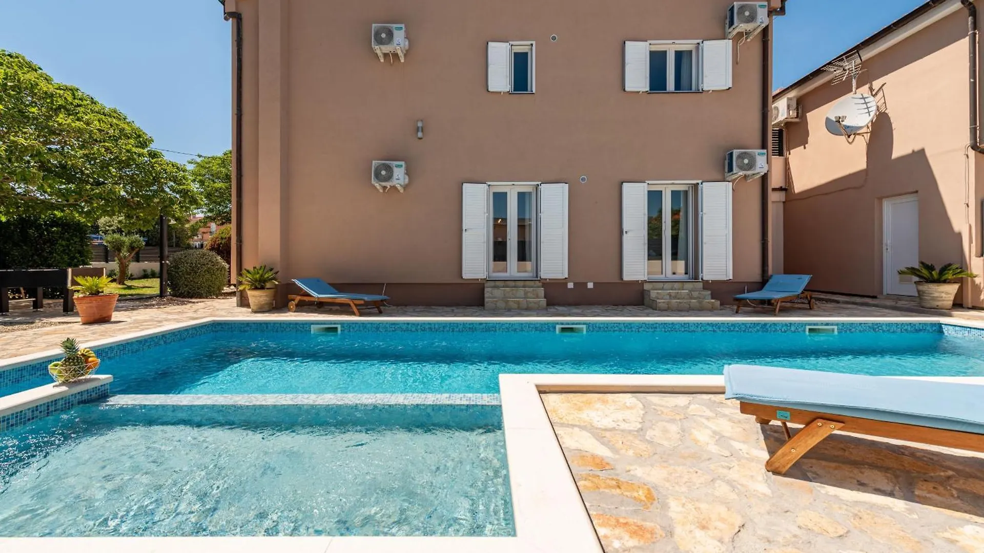 Villa Family Oasis Nin Zadarvillas Κροατία
